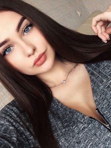 Проститутка Моника